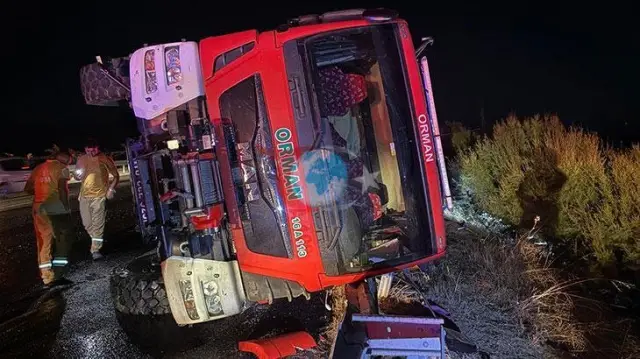 Muğla'daki Yangın Görevinden Dönen Arazöz Devrildi: 5 Orman İşçisi Yaralandı
