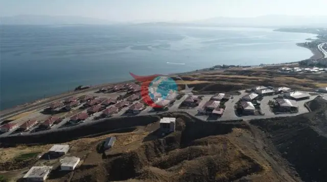Ahlat'ta Tarihi Buluşma: 371 Ahıska Türkü Aile Yeni Yuvalarına ve Kimliklerine Kavuştu