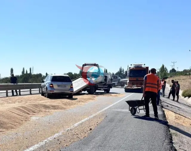 Göreve Yeni Başlayan Sultandağı Kaymakamı ve Savcı Eşi Trafik Kazasında Yaralandı