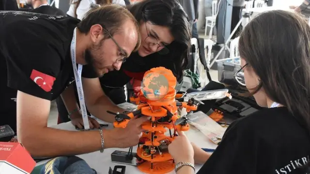 TÜRKSAT Model Uydu Yarışması’nda Dev Final: Genç Mühendisler Tuz Gölü’nde Gökyüzünü Fethetti