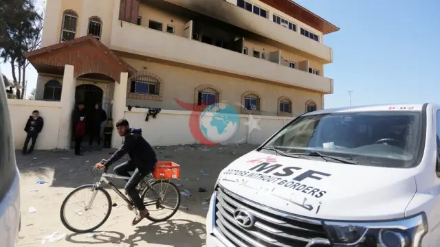 Sınır Tanımayan Doktorlar'dan İsrail'e Tepki: Gazze'de Yardım Çalışanlarını Taşıyan Otobüs Vuruldu