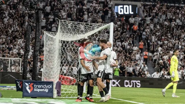 Beşiktaş Evinde Hata Yapmadı: Erzurumspor FK'yi Net Skorla Geçti