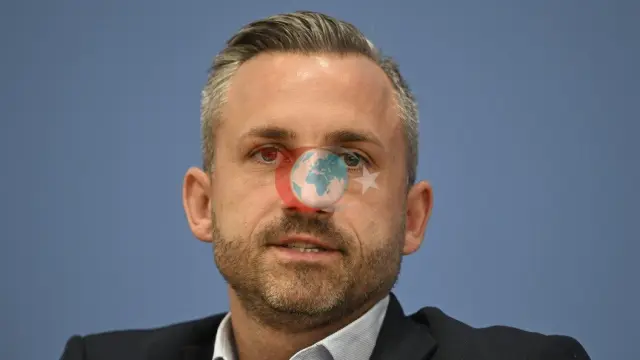 AfD'li Ullrich Siegmund'un "Sınır Dışı İçin Silah" Açıklaması Almanya'yı Ayağa Kaldırdı