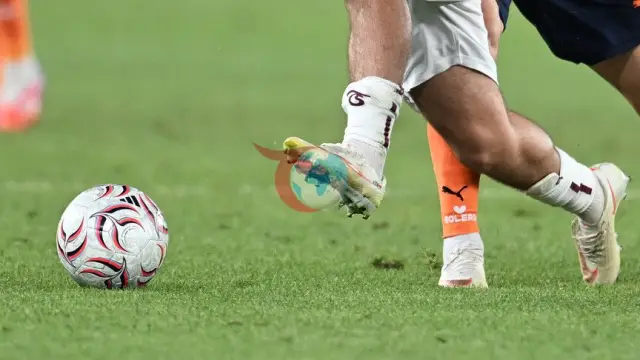 Futbolda Haftanın Programı Netleşti: Süper Lig ve Profesyonel Liglerde Dev Maçların Takvimi Açıklandı