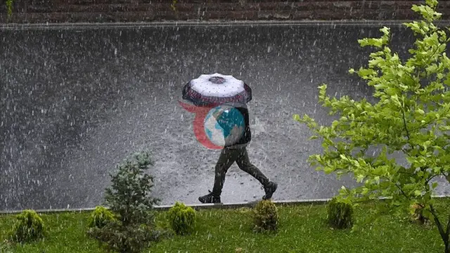 Doğu Karadeniz'de Alarm: Şiddetli Sağanak Yağış ve Fırtına Kapıda!