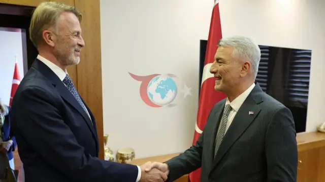 Ticaret Bakanı Bolat ve AB Delegasyonu Başkanı Orav Bir Araya Geldi: Gümrük Birliği ve Ticari İlişkiler Masada