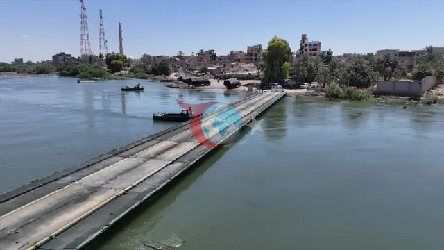 Fırat Nehri Üzerine Dev İşbirliği: TSK ve Suriye Ordusu Ortaklaşa Yüzer Köprü İnşa Etti