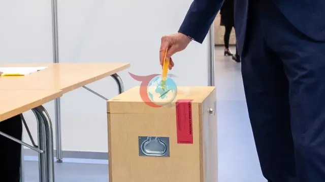 İzlanda Sandık Başında: Değişen Jeopolitik Dengeler ve AB Üyeliği Kıskacında Kritik Referandum