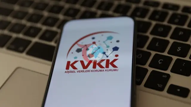 KVKK'dan Biyometrik Veri Açıklaması: Mesai Takibinde Yeni Dönem Başlıyor