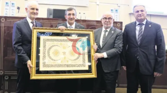 Cevdet Yılmaz Türkiyə İqtisadiyyatının Artım və İxrac Hədəflərini Açıqladı
