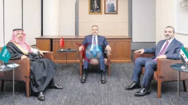 Dışişleri Bakanı Hakan Fidan Türkevi'nde Üçlü Toplantıya Ev Sahipliği Yaptı