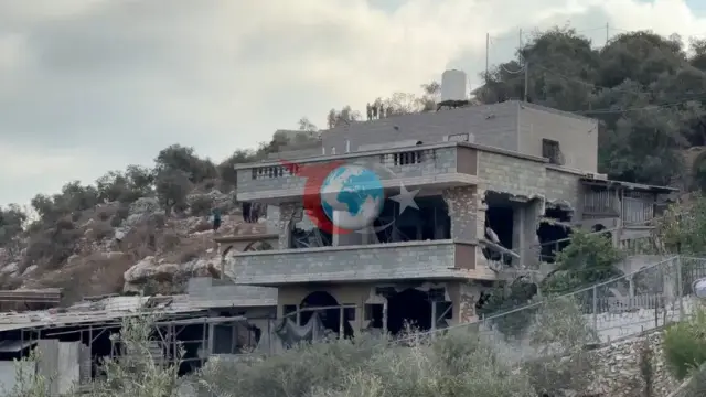 İsrail Ordusu Batı Şeria'da Alıkoyduğu Filistinlinin Evini Patlayıcılarla Yıktı