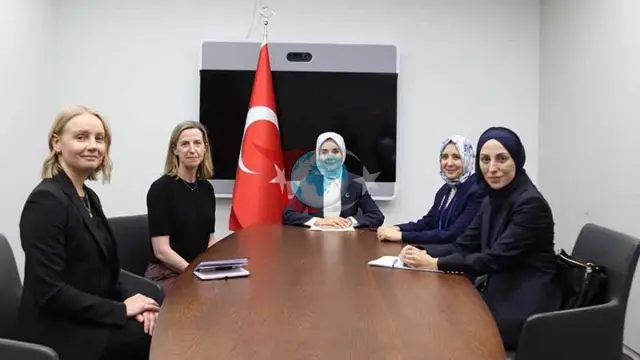Bakan Göktaş, YouTube Başkan Yardımcısı Leslie Miller ile Sosyal Medya Düzenlemesini Görüştü
