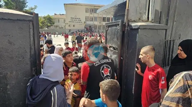Şanlıurfa Karaköprü'de 5,4 Büyüklüğünde Deprem: Eğitime Bir Gün Ara Verildi