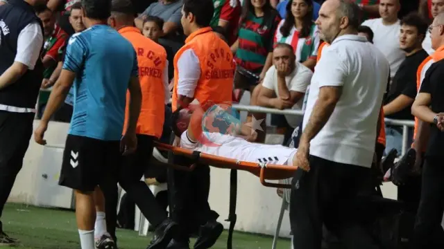 Altay'da Sakatlanan 21 Yaşındaki Sol Bek İbrahim Kıravi Sezonu Kapattı