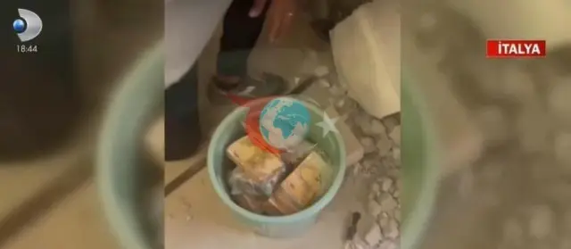 İtaliyada mafiya əməliyyatı: divarların və döşəmələrin altından 3 milyon 200 min avro tapıldı