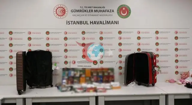 Istanbul aeroportida Bangkokdan kelayotgan ikki yoʻlovchining yukidan 20 kilogramm metamfetamin musodara qilindi