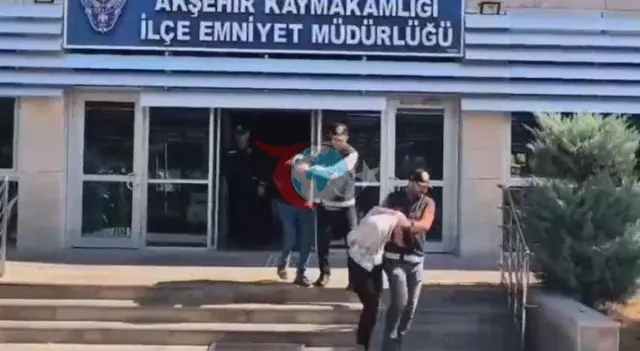Manisa'da Kendilerini Kamu Görevlisi Olarak Tanıtıp Altın Dolandıran Şüpheliler Konya'da Yakalandı