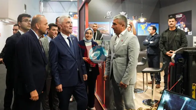 Ticaret Bakanı Bolat EXPO 2026 Fuar Alanını Ziyaret Etti