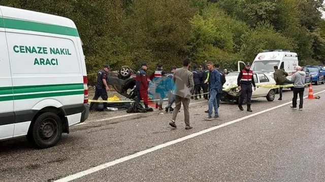Bartın'da İki Otomobil Çarpıştı: Kardeşinin Cenazesine Giden Hüseyin Tekin Kazada Hayatını Kaybetti