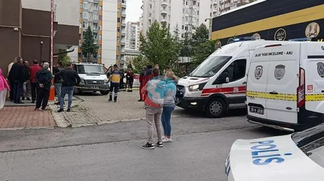 Кайсериде балконду тазалап жаткан аял 13-кабаттан кулап каза болду