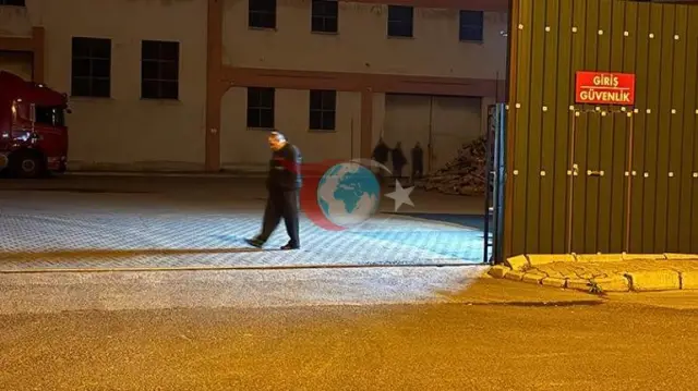İşçi Çətin Durmuşali Kayseridəki DSP fabrikində maşında ilişib qalaraq həyatını itirib