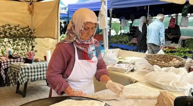 Sakarya'da Eşinin Vefatından Sonra 1 Çuval Unla İş Kuran Engelli Kadın 3 Çocuğunu Büyüttü