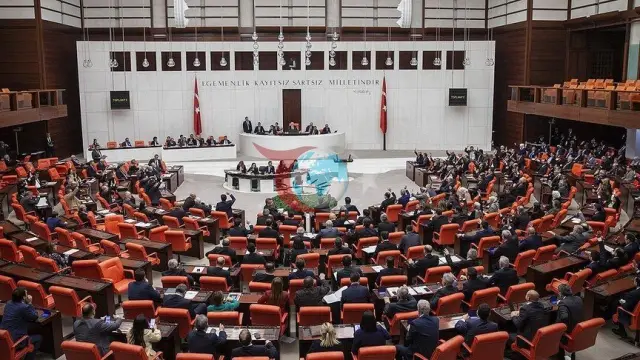 TBMM'de Yatırım Fonları Kanun Teklifi Görüşmeleri Başlıyor: Yatırımcılara Ara Ödeme Düzenlemesi