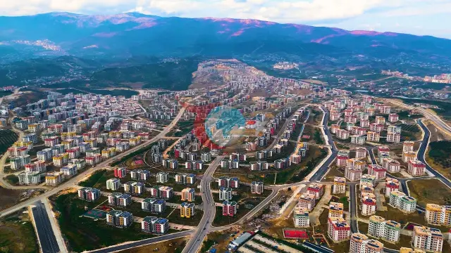 Rus basını Türkiye'nin deprem bölgesindeki yeniden inşa seferberliğini manşetine taşıdı
