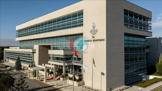 Конституциялык соттун төрагасын шайлоо жараяны 22-октябрда башталат