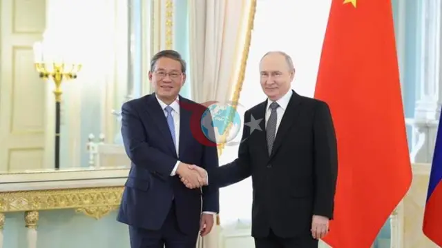 Çin Başbakanı Li Qiang ve Rusya Devlet Başkanı Putin St. Petersburg'da Bir Araya Geldi