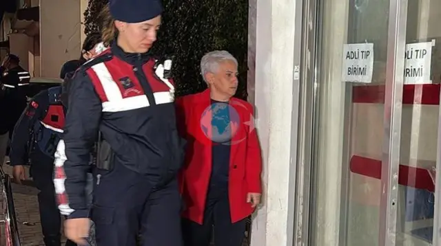 Şäher häkimi Emrah Kozaý we Soner Çetin Adana Çukurowa häkimligine garşy geçirilen derňewde tussag edildi