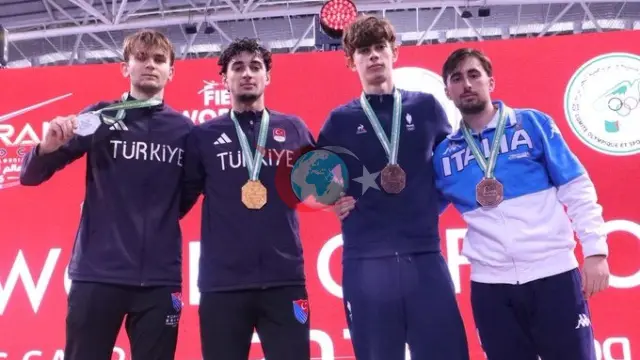 Cezayir'deki Eskrim Turnuvasında Milli Sporcular Finalde Karşılaştı