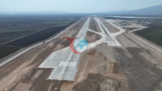 Көлік және инфрақұрылым министрі Абдулкадир Уралоғлу Хатай әуежайындағы жөндеу жұмыстарын бағалады