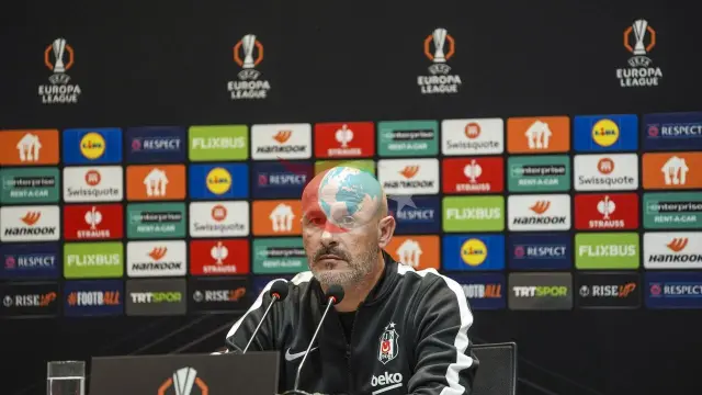 Beşiktaş Klubu Serdar Əli Çelikleri baş məşqçi Vinçenzo Italiano haqqında söylədiyi fikirlərə görə qınadı