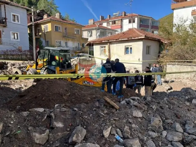 Süňkler we palta Kızylcahamamdaky 15 ýaşly ýitirim bolan faýlda tapyldy