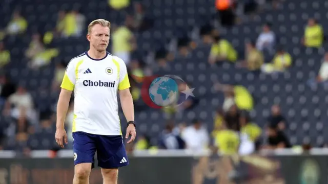 İsmail Kartalın "Fənərbağça"dan ayrılmasından sonra Dirk Kuyt texniki məsul təyin olundu