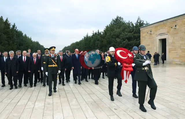 Prezident Ərdoğan 29 Oktyabr Respublika Bayramının 103-cü ildönümü münasibətilə Anıtkabirə səfər edib
