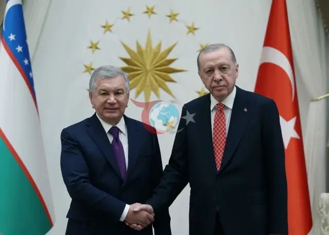 Cumhurbaşkanı Erdoğan, Türk Devletleri Teşkilatı Zirvesi Kapsamında Mirziyoyev ile Görüştü