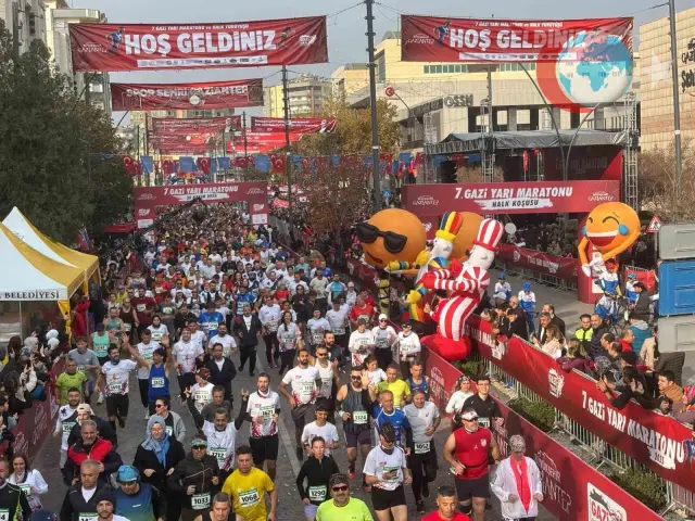 Gaziantep'te 7. Gazi Yarı Maratonu: Dünya Barışına Koşulan Adımlar