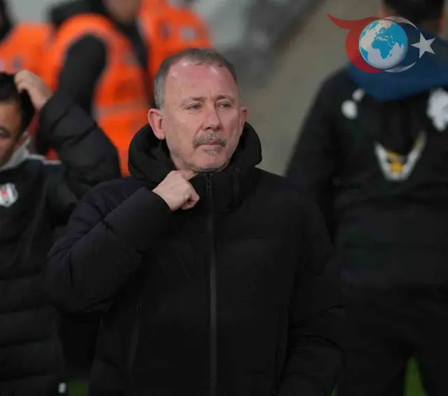 Beşiktaş ve Karagümrük’ün Mücadelesinde İlk 15 Dakika Sessiz Geçti