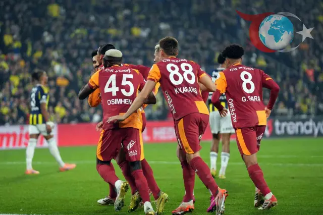Galatasaray Derbiyi Son Dakikalarda Kaçırdı: Liderlik Devam Ediyor