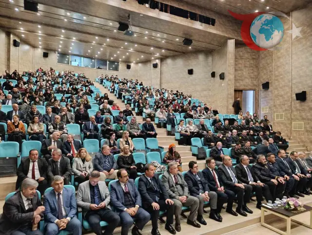 Yahya Kemal Beyatlı'nın 141. Doğum Yıl Dönümü Tekirdağ'da Coşkuyla Kutlandı