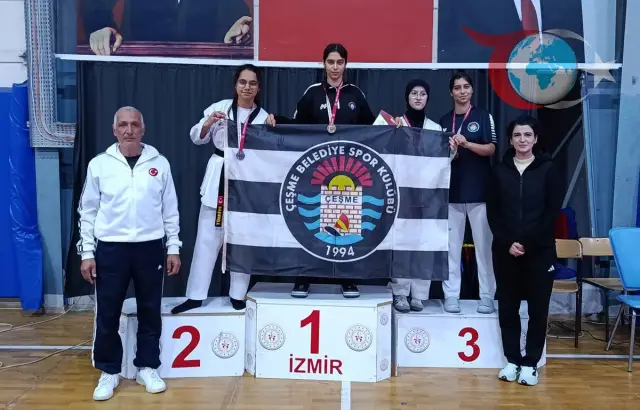 Çeşme Belediyesporlu Taekwondo Sporcuları Buca'da Takdir Topladı
