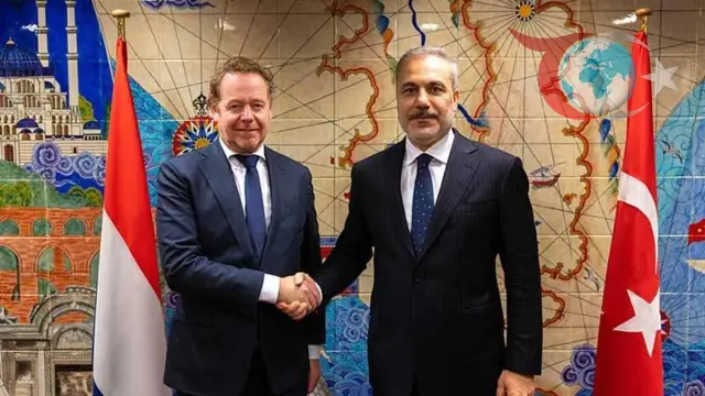Brüksel'de Zirve: Hakan Fidan ve David van Weel Görüşmesi