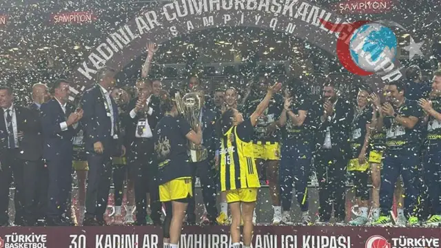 Fenerbahçe Opet Kadınlar Cumhurbaşkanlığı Kupası'nda Şampiyon