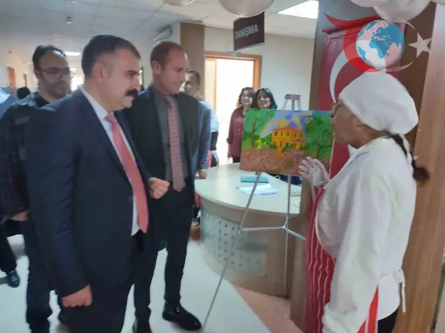 Eskişehir'de Özel Yeteneklerin Sergilendiği Etkileyici Sergi