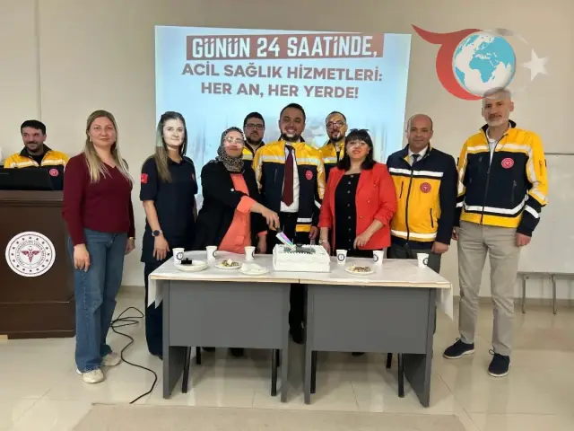 İl Sağlık Müdürü, Acil Sağlık Çalışanlarının Hafta Kutlamasına Katıldı