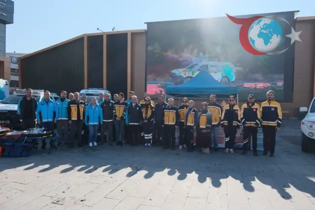 UMKE ve Acil Sağlık Hizmetleri Erzincan’da Tanıtıldı