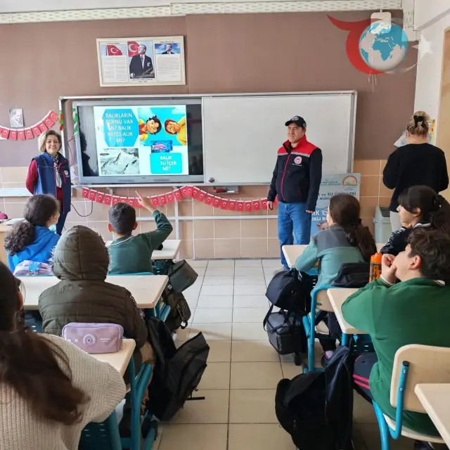 Koçarlı’da Gençlere Su Ürünlerinin Faydaları Anlatıldı